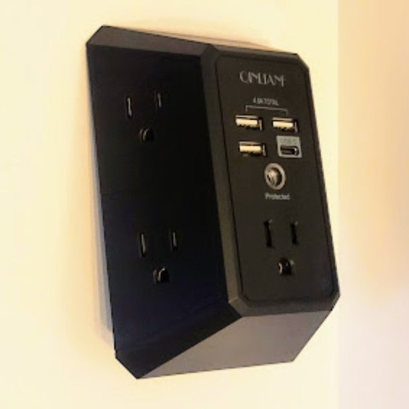 USB Wall Charger, Surge Protector. Qinlianf 5 Outlet Extender with 4 USB Charger - Picture 3 of 4